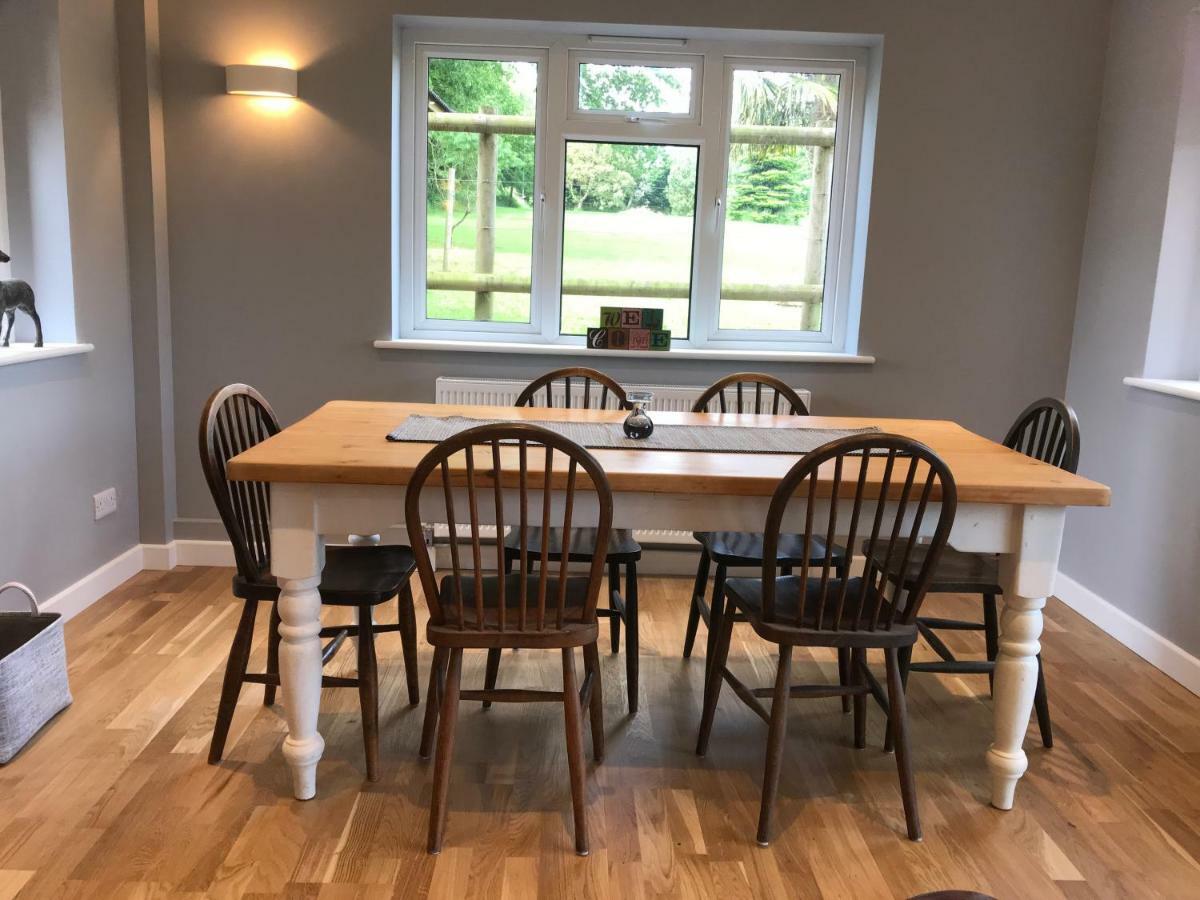 Hunters Lodge Exeter, Free Parking, Country Views, Great Wi-Fi, Large Garden Poltimore Экстерьер фото