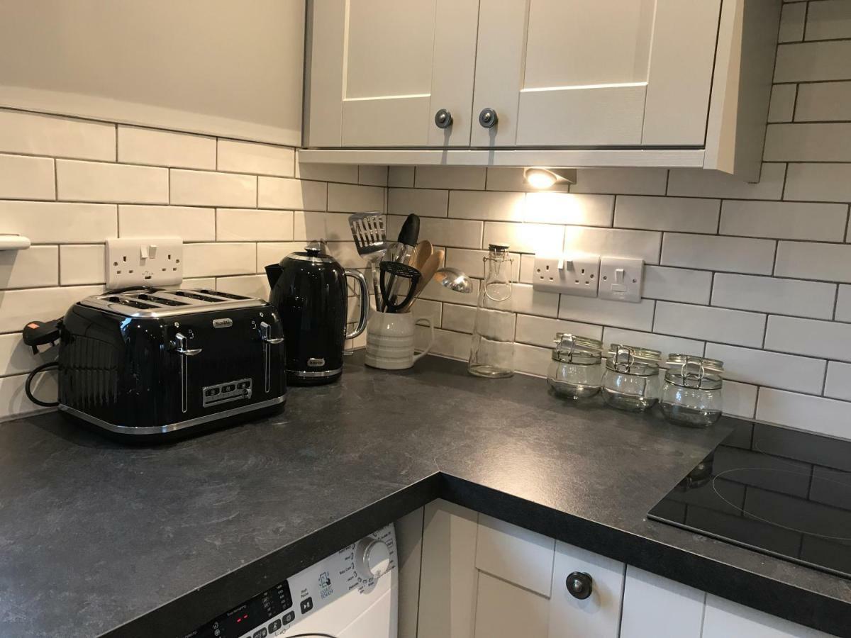 Hunters Lodge Exeter, Free Parking, Country Views, Great Wi-Fi, Large Garden Poltimore Экстерьер фото